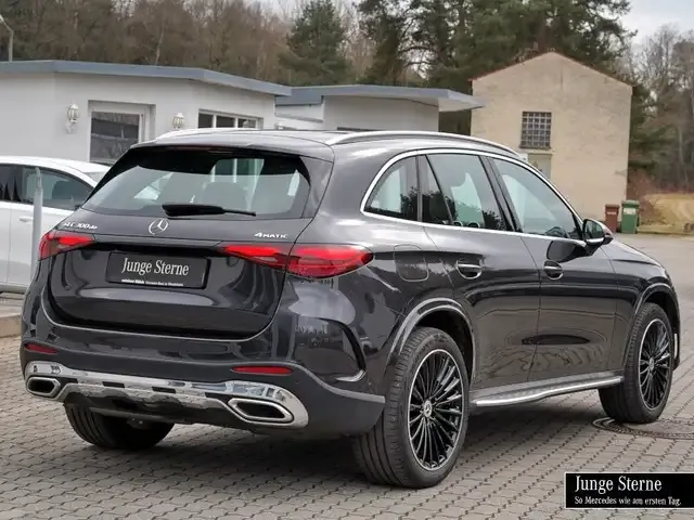 Mercedes-Benz GLC 300