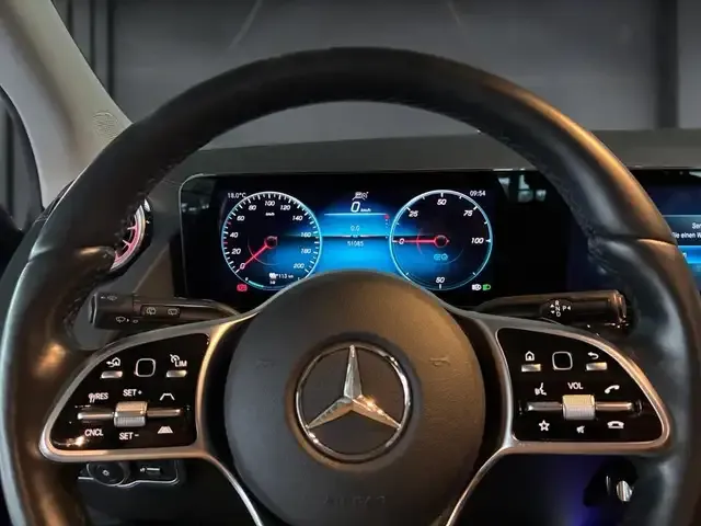 Mercedes-Benz EQA 250