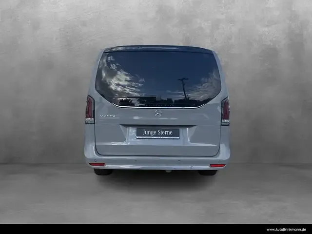 Mercedes-Benz V 250