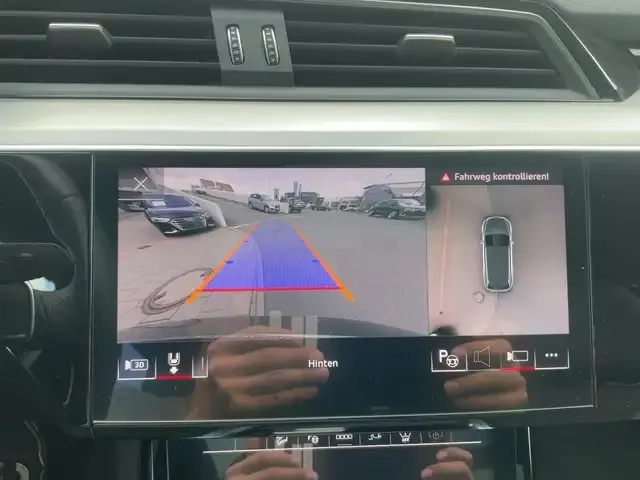 Audi Q8 e-tron