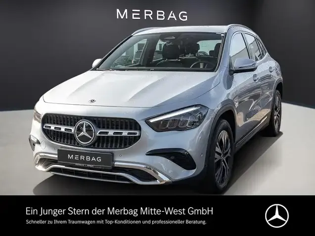 Mercedes-Benz GLA 180