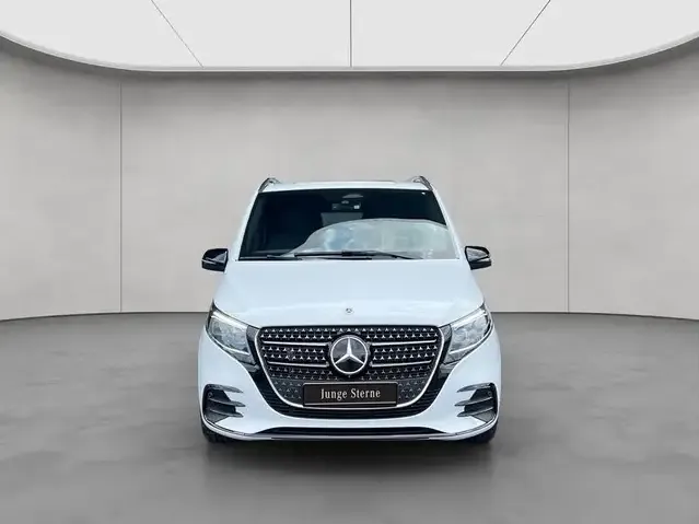 Mercedes-Benz V 250