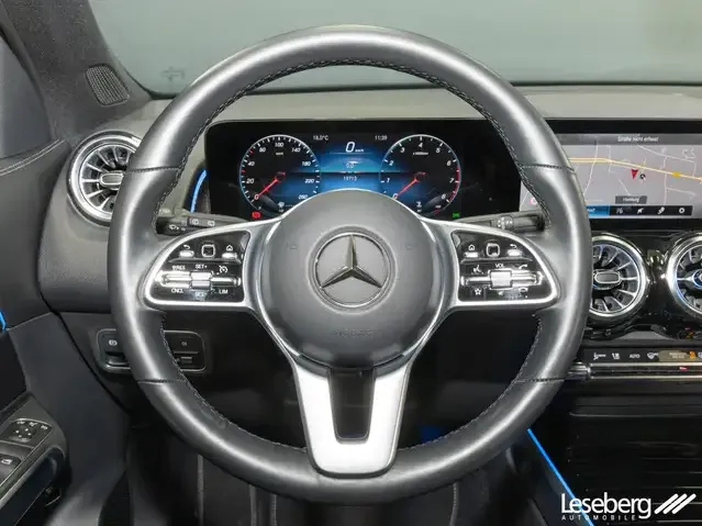 Mercedes-Benz GLB 250