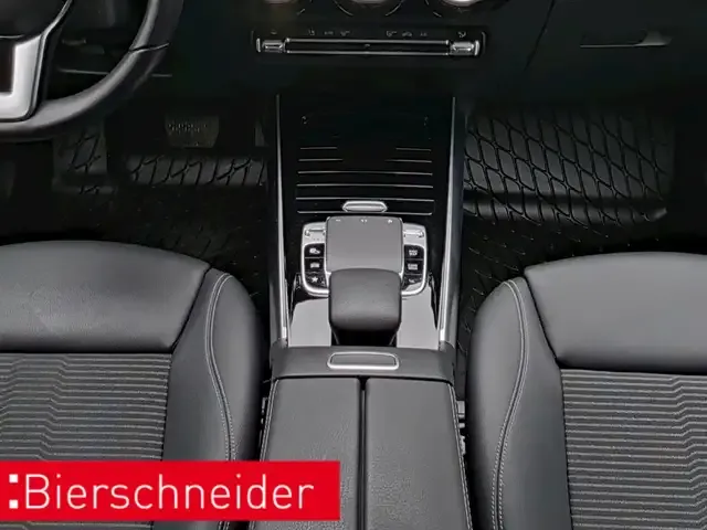 Mercedes-Benz B 220