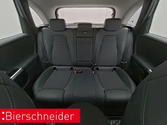 Mercedes-Benz B 220