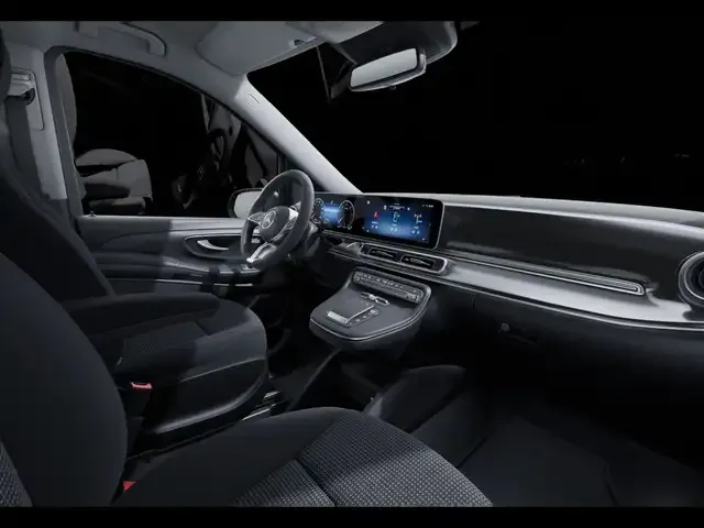 Mercedes-Benz V 220