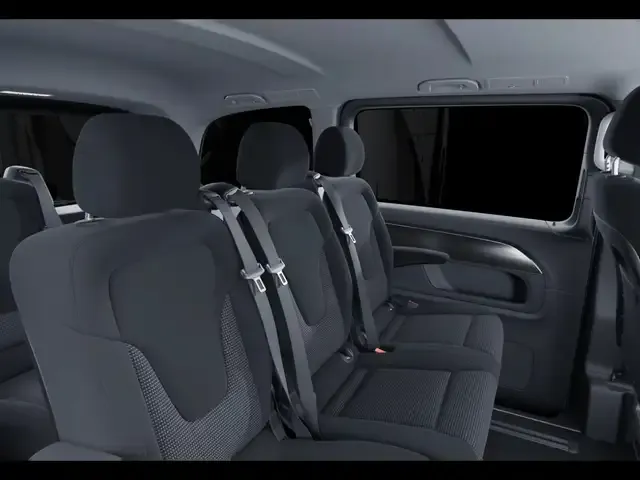 Mercedes-Benz V 220