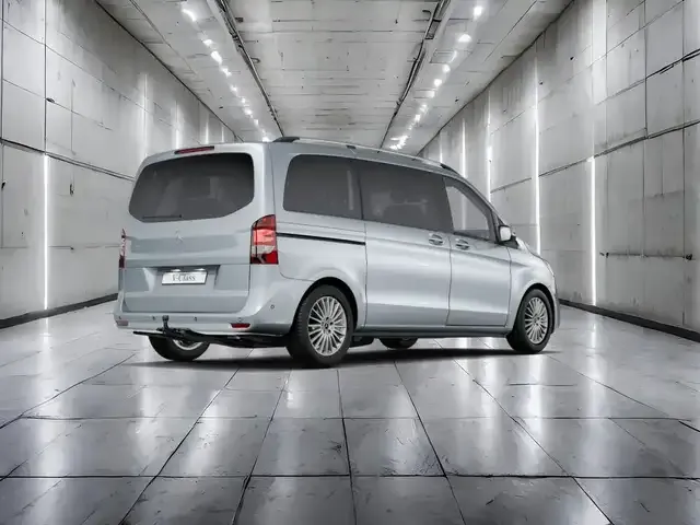 Mercedes-Benz V 220
