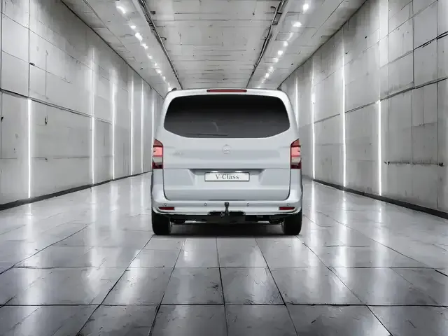 Mercedes-Benz V 220