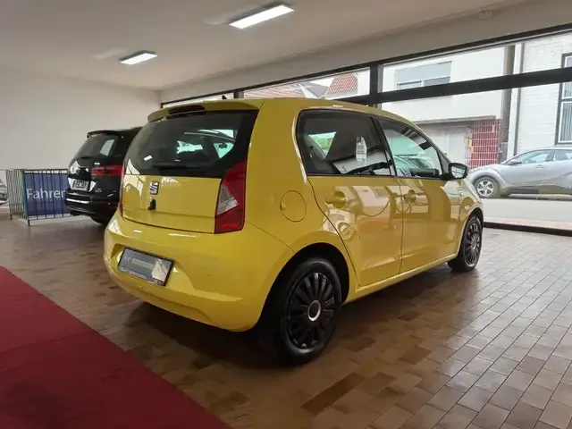 SEAT Mii