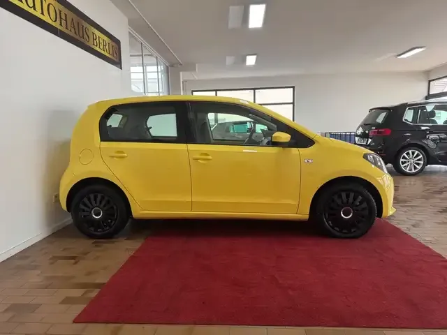 SEAT Mii