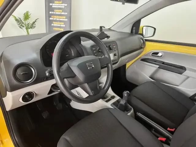 SEAT Mii