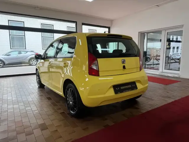 SEAT Mii