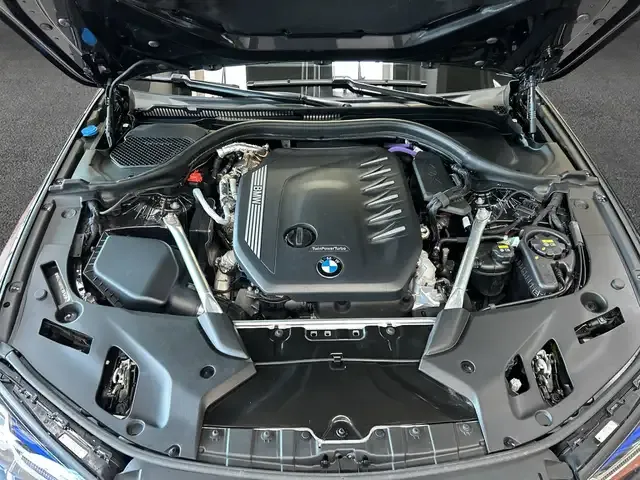 BMW 530
