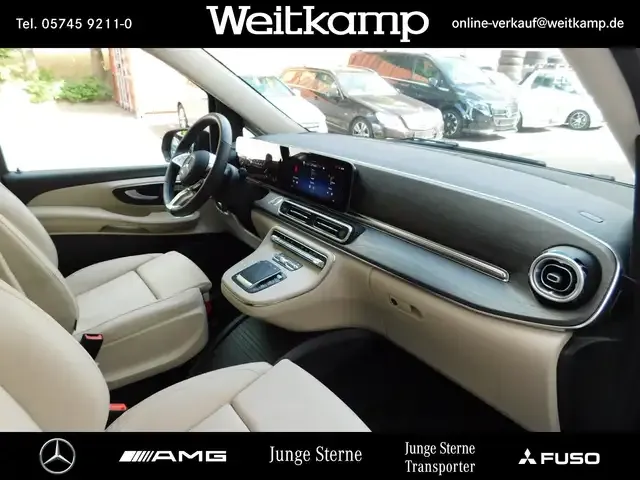 Mercedes-Benz V 250