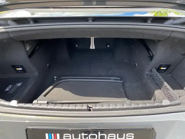 BMW 840