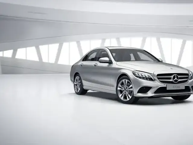 Mercedes-Benz C 200