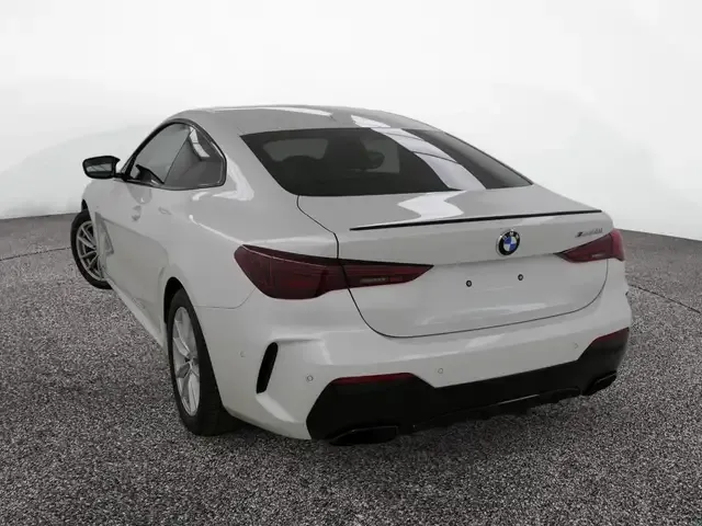 BMW 440