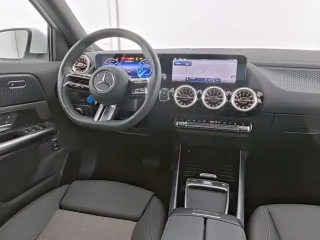 Mercedes-Benz EQA 300