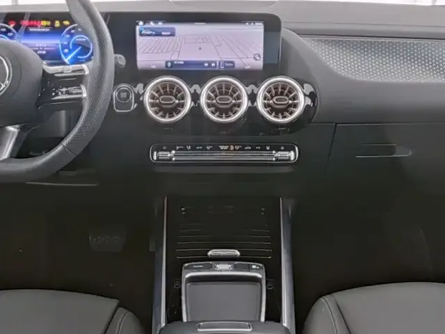 Mercedes-Benz EQA 300