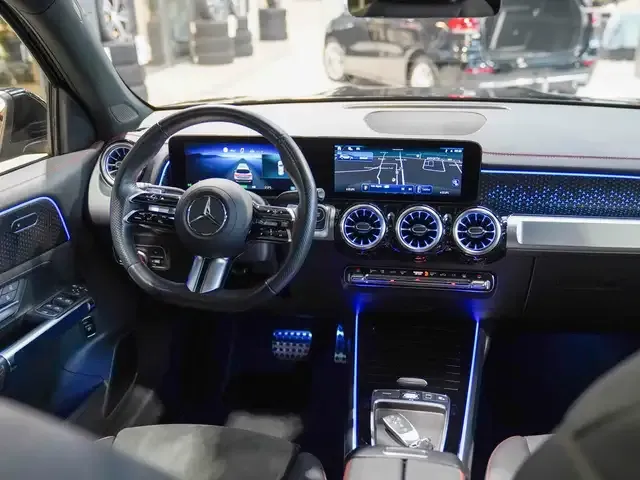 Mercedes-Benz EQB 350