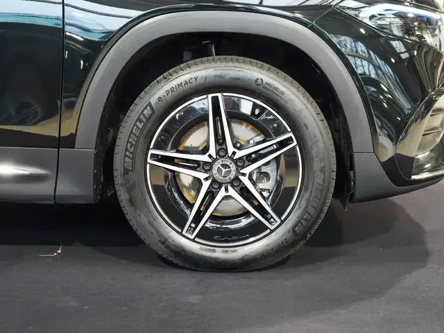 Mercedes-Benz EQB 350