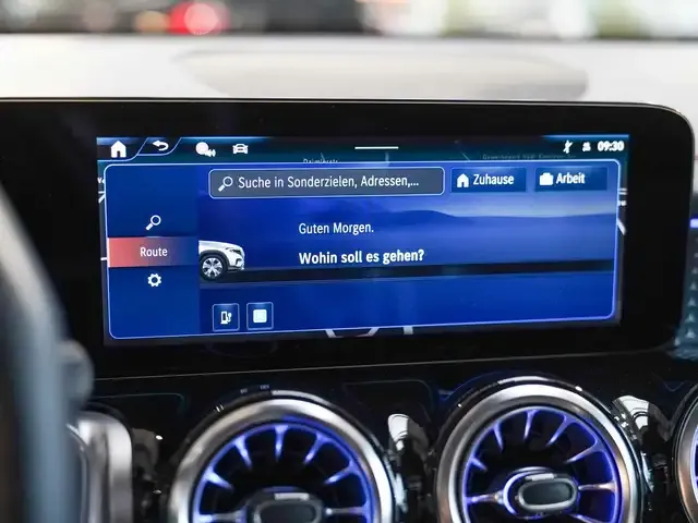 Mercedes-Benz EQB 350