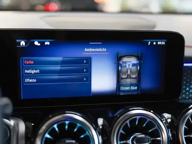 Mercedes-Benz EQB 350