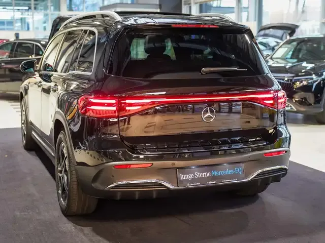 Mercedes-Benz EQB 350