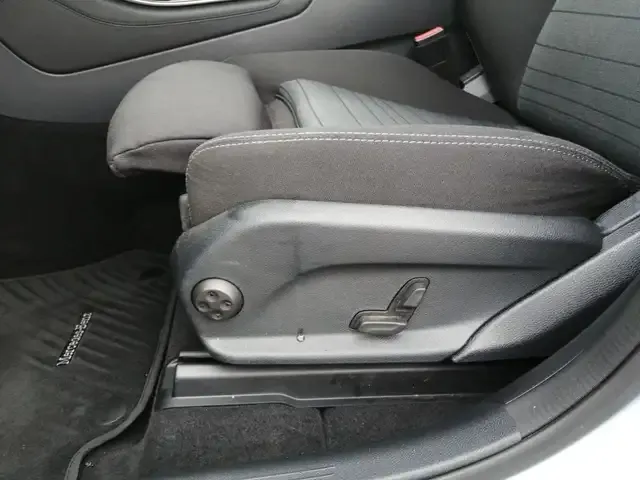 Mercedes-Benz EQC 400