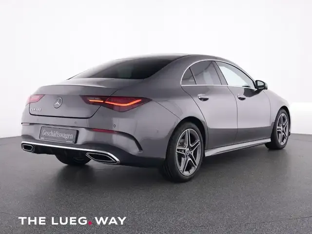 Mercedes-Benz CLA 180