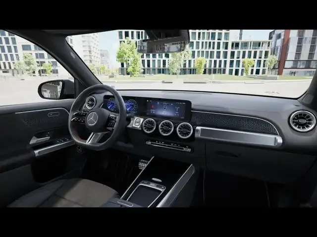 Mercedes-Benz EQB 300
