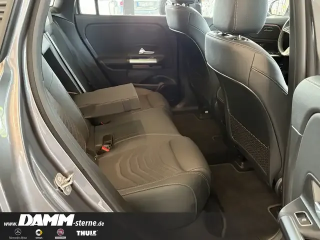 Mercedes-Benz EQA 300