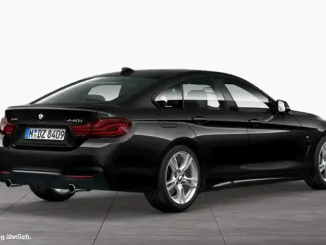 BMW 440