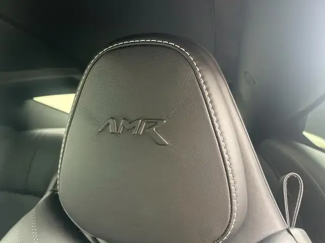 Aston Martin DB11