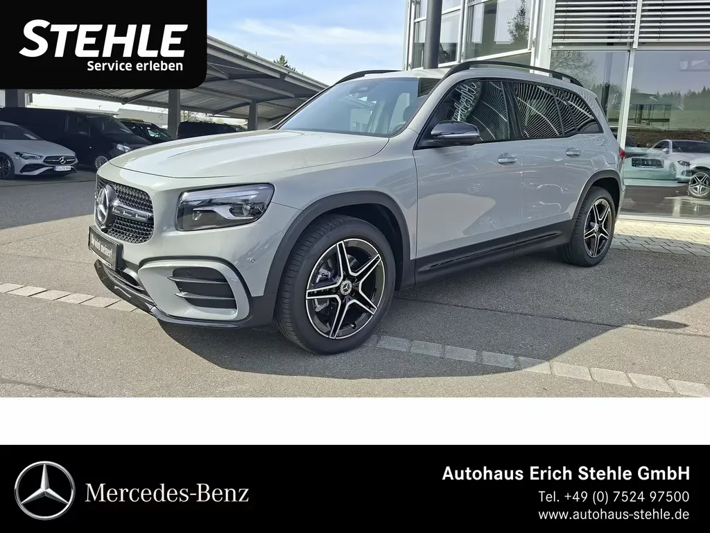 Mercedes-Benz GLB 200
