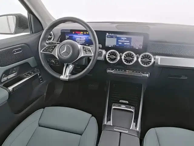 Mercedes-Benz EQB 300