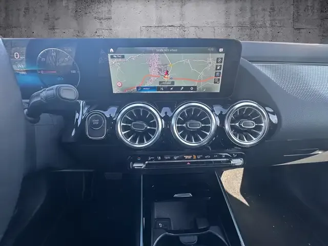 Mercedes-Benz EQA 250