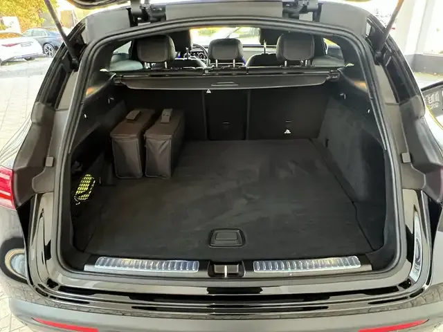 Mercedes-Benz EQC 400