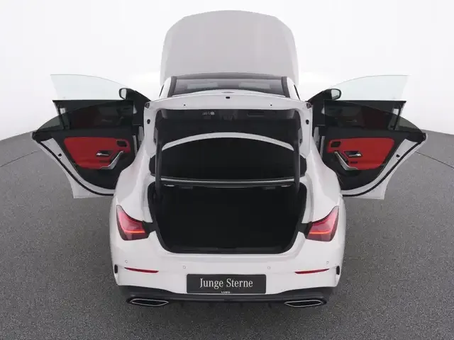 Mercedes-Benz CLA 200