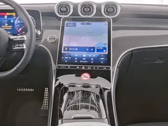 Mercedes-Benz GLC 200