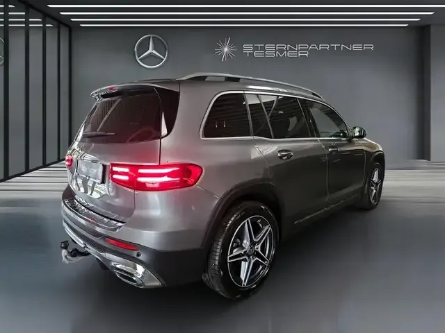 Mercedes-Benz GLB 200