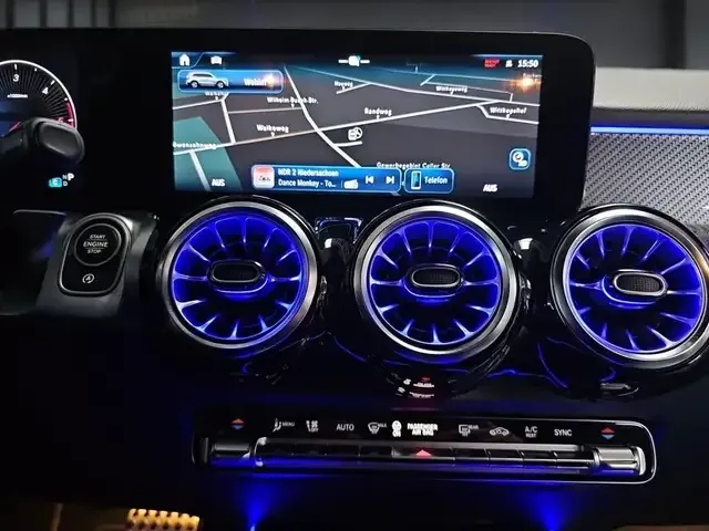 Mercedes-Benz GLB 200