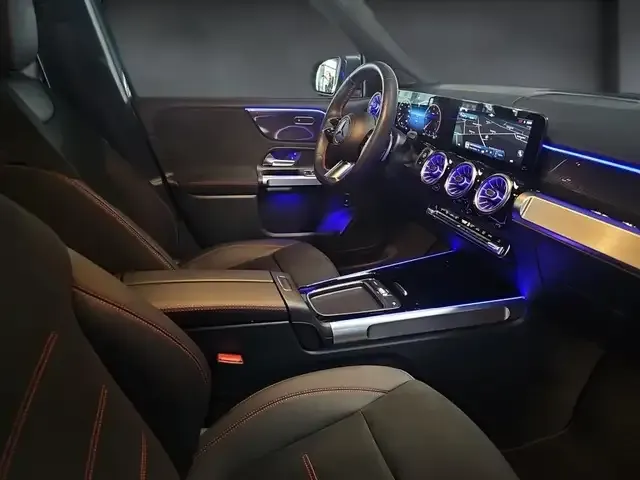 Mercedes-Benz GLB 200