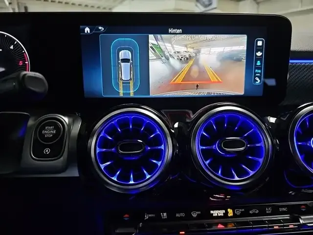 Mercedes-Benz GLB 200