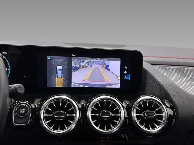 Mercedes-Benz EQA 350