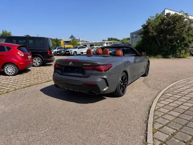 BMW 440