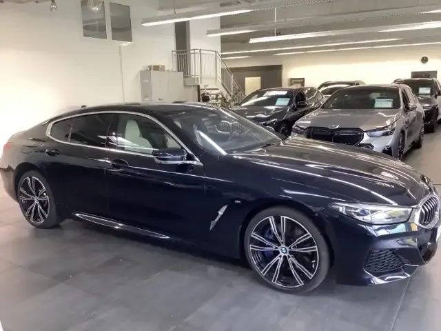 BMW 840