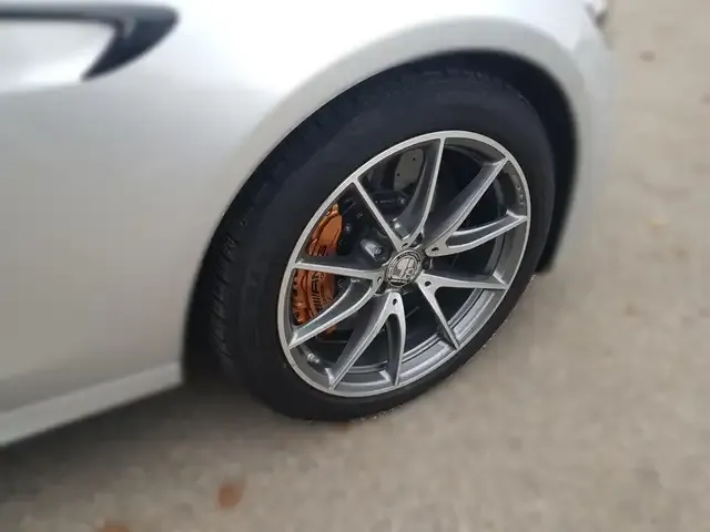 Mercedes-Benz E 63 AMG