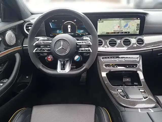 Mercedes-Benz E 63 AMG